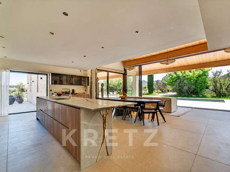 Maison Eygalières - 6 chambres - 375m²