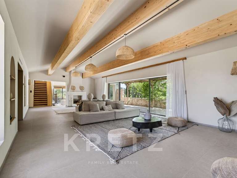 Maison Eygalières - 6 chambres - 375m²