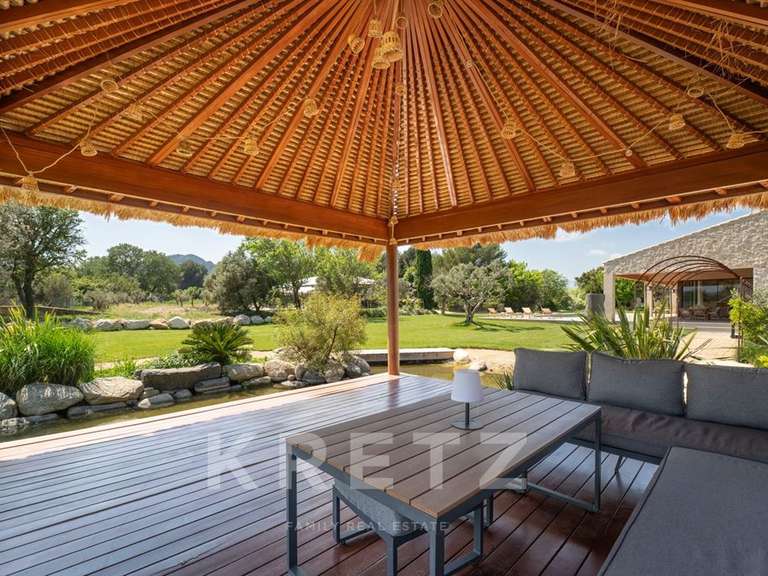 House Eygalières - 6 bedrooms - 375m²