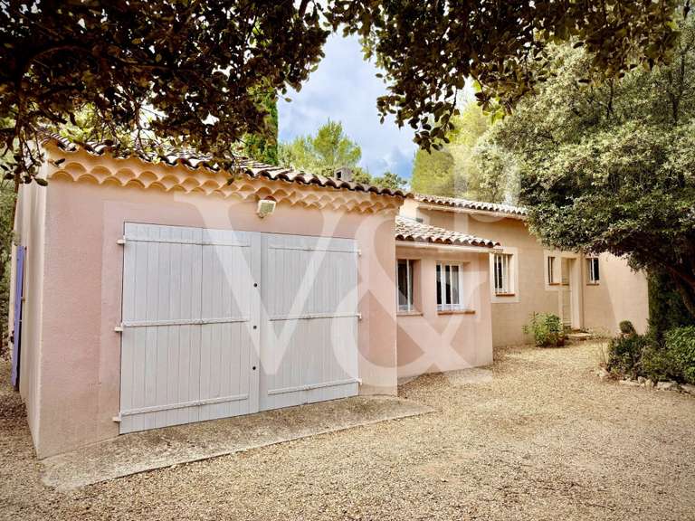 House Eygalières - 3 bedrooms - 122m²