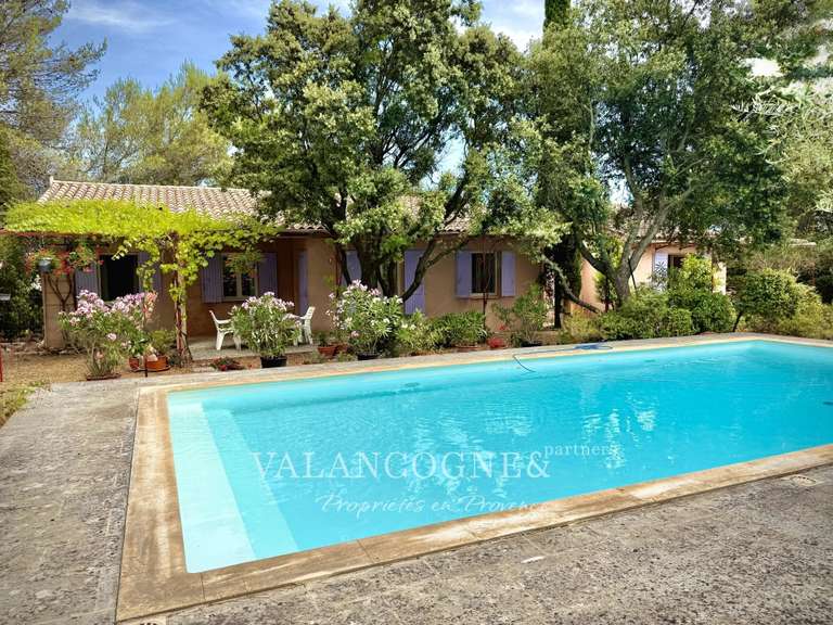 House Eygalières - 3 bedrooms - 122m²