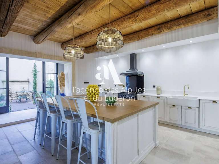 Maison Eygalières - 6 chambres - 310m²