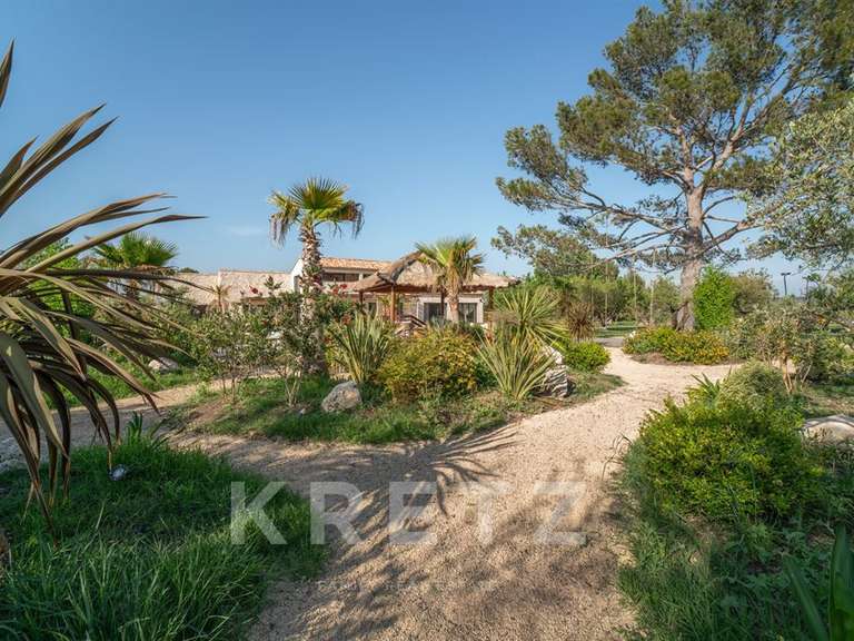Maison Eygalières - 5 chambres - 440m²