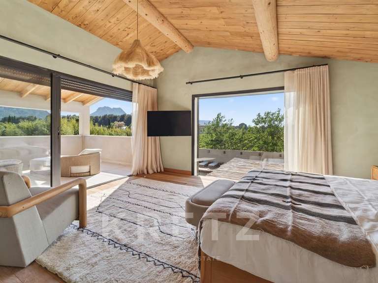 Maison Eygalières - 5 chambres - 440m²