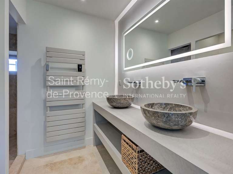 Maison Eygalières - 6 chambres - 260m²