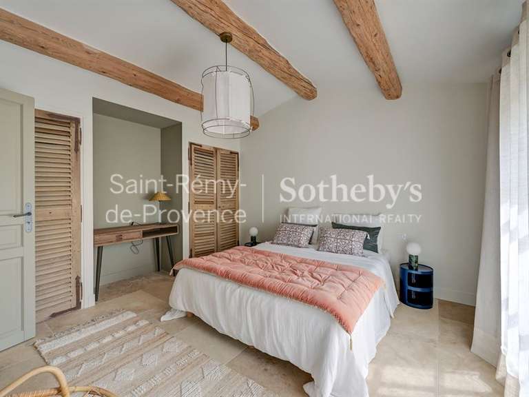 Maison Eygalières - 6 chambres - 260m²