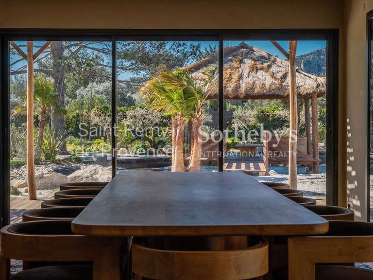 Maison Eygalières - 5 chambres - 440m²