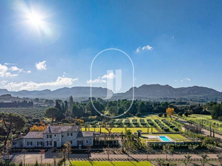 House Eygalières - 7 bedrooms - 350m²