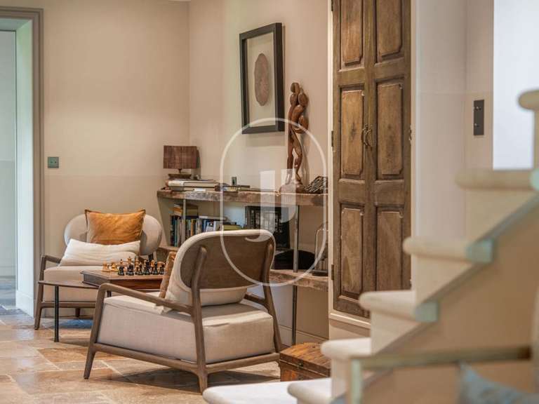 Maison Eygalières - 5 chambres - 300m²