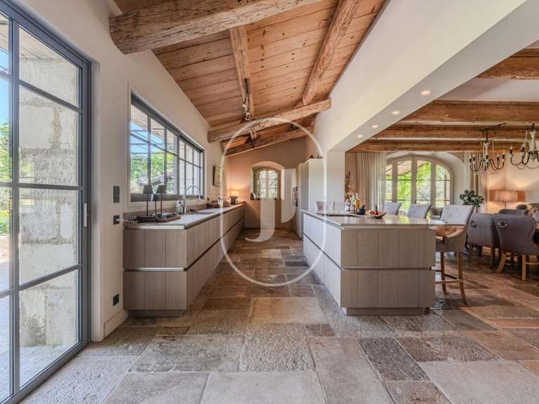 Maison Eygalières - 5 chambres - 300m²