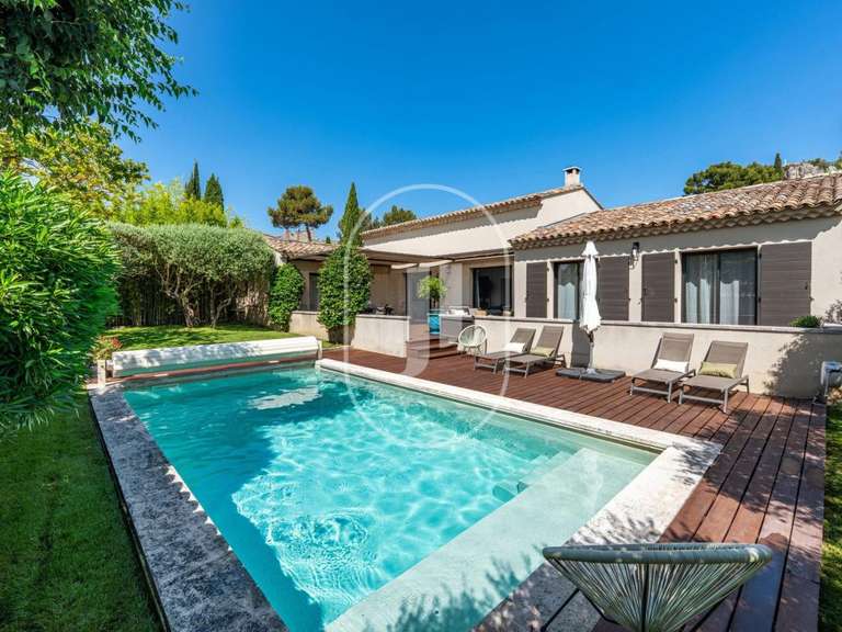 House Eygalières - 5 bedrooms - 204m²