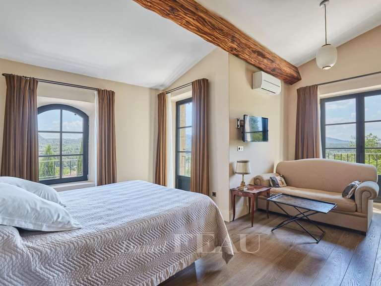 Maison Eygalières - 6 chambres - 641m²