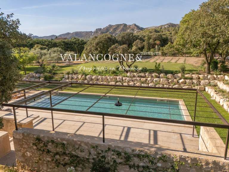 House Eygalières - 5 bedrooms - 264m²