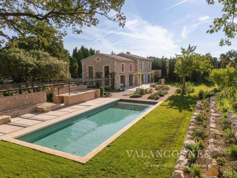 House Eygalières - 5 bedrooms - 264m²