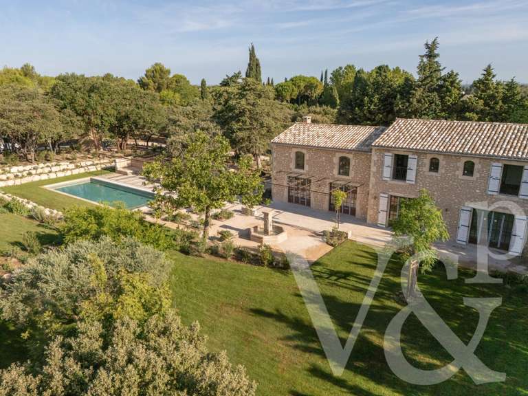 House Eygalières - 5 bedrooms - 264m²