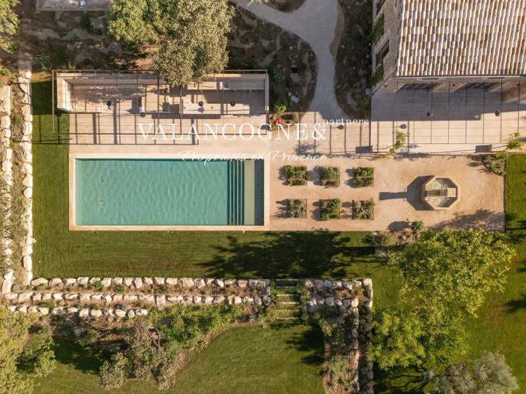 House Eygalières - 5 bedrooms - 264m²