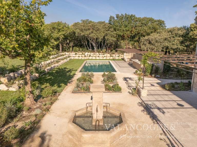 House Eygalières - 5 bedrooms - 264m²