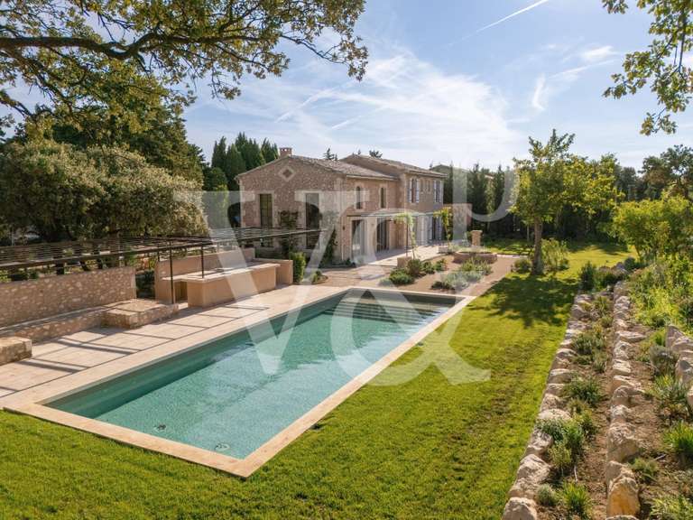 Maison Eygalières - 5 chambres - 264m²
