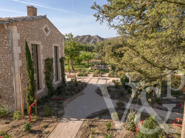 House Eygalières - 5 bedrooms - 264m²