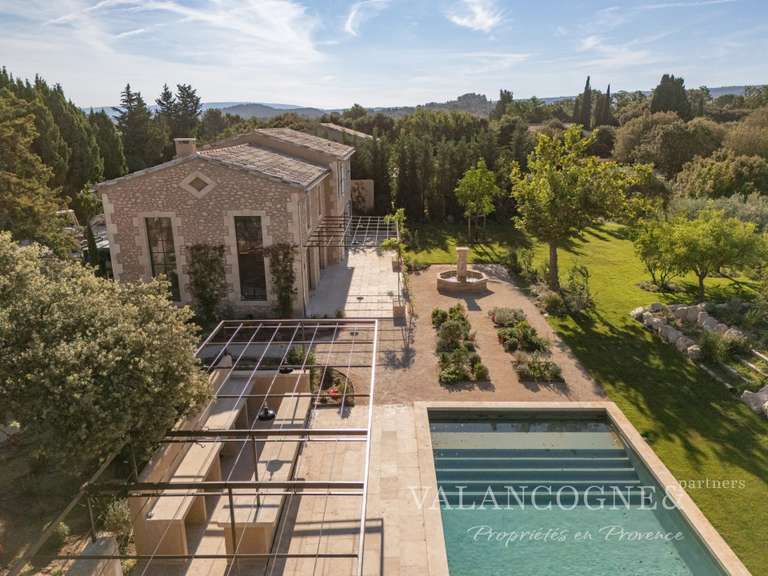 House Eygalières - 5 bedrooms - 264m²