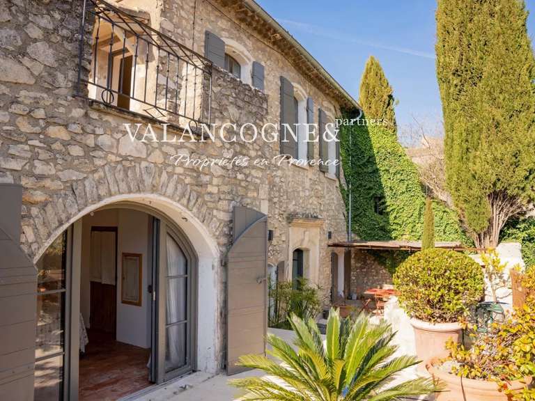 House Eygalières - 3 bedrooms - 135m²