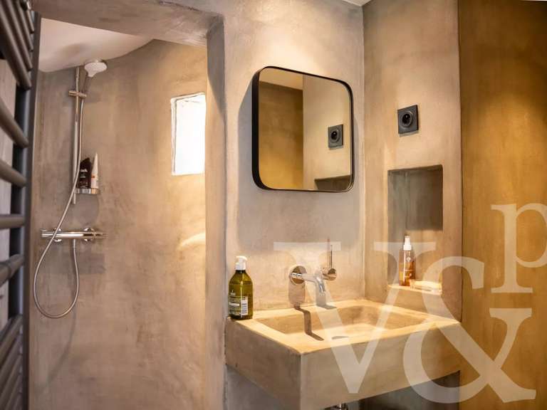 Maison Eygalières - 3 chambres - 135m²