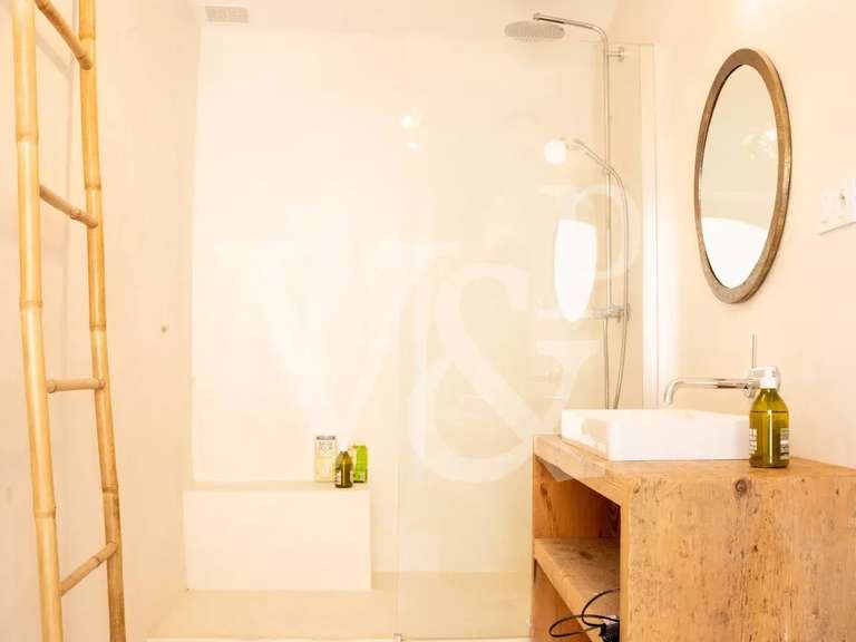 House Eygalières - 3 bedrooms - 135m²