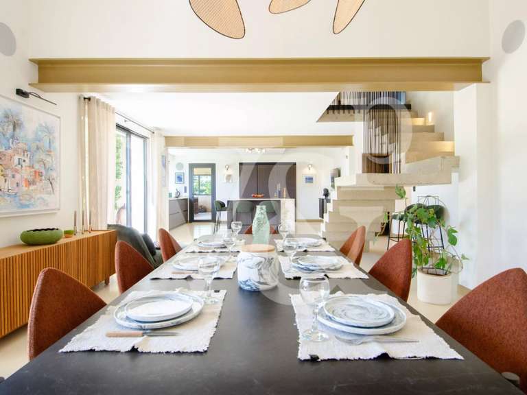 Maison Eygalières - 3 chambres - 325m²