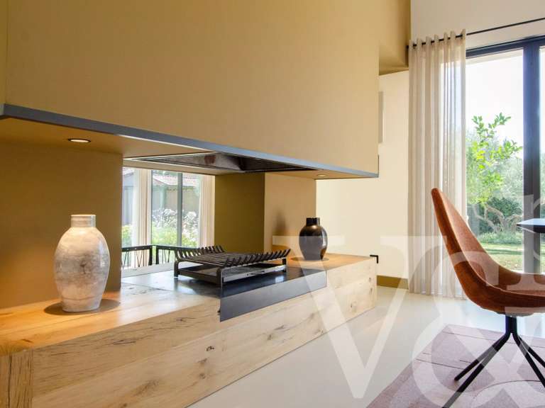 Maison Eygalières - 3 chambres - 325m²