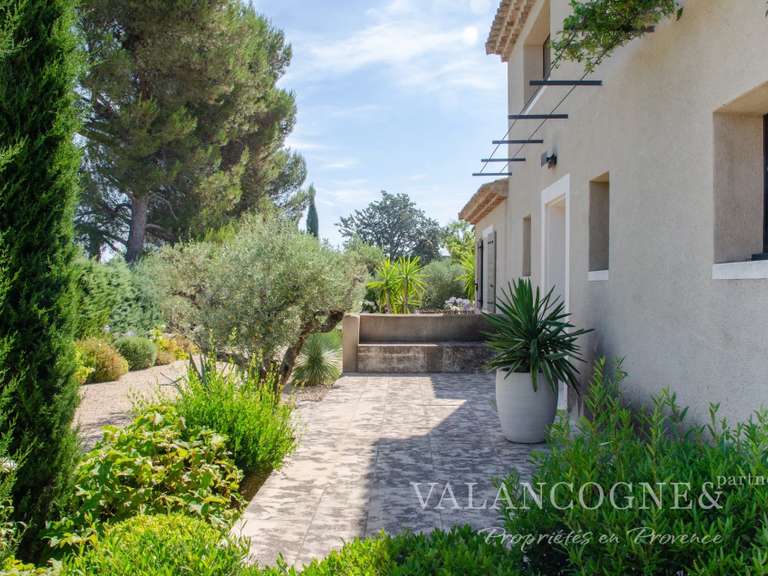 Maison Eygalières - 3 chambres - 325m²