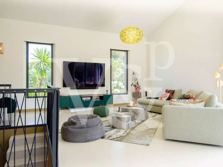 Maison Eygalières - 3 chambres - 325m²