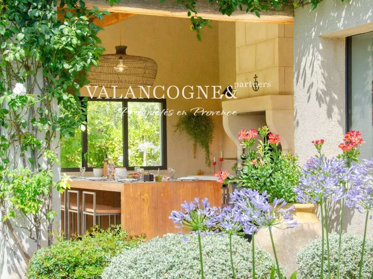 Maison Eygalières - 3 chambres - 325m²