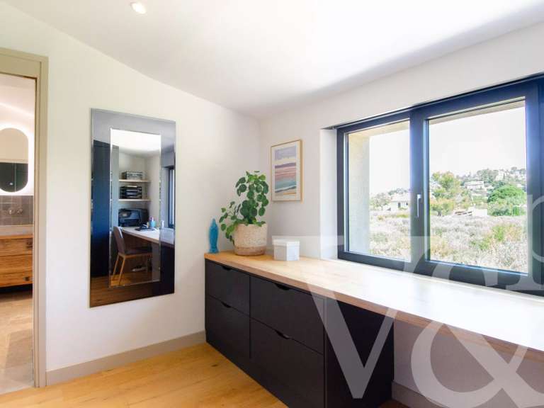 Maison Eygalières - 3 chambres - 325m²