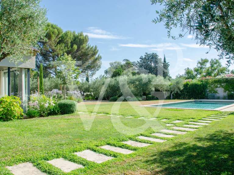 Maison Eygalières - 3 chambres - 325m²
