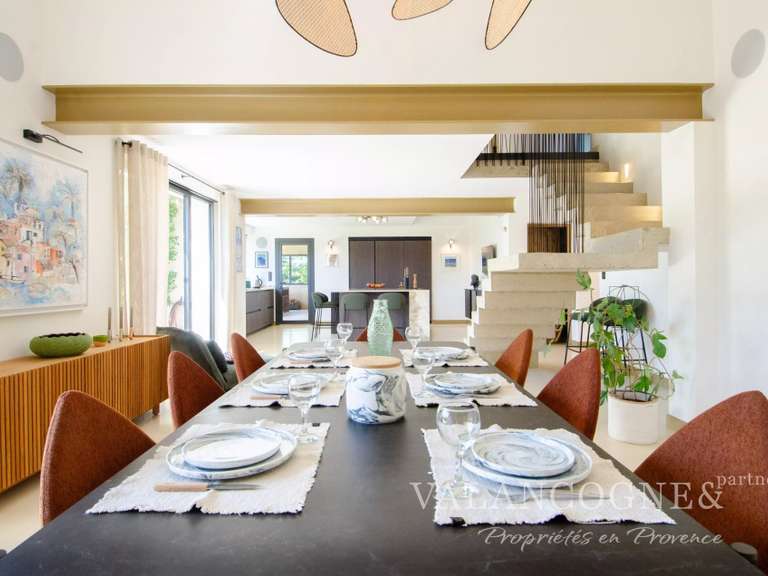 Maison Eygalières - 3 chambres - 325m²