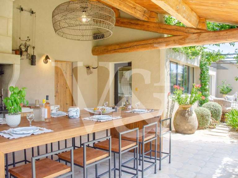 Maison Eygalières - 3 chambres - 325m²