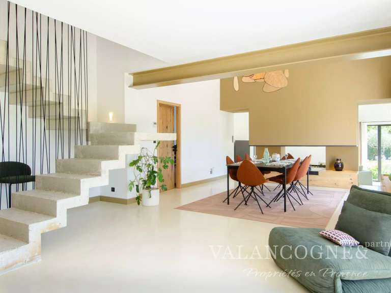 Maison Eygalières - 3 chambres - 325m²