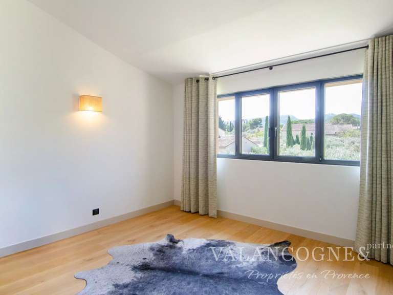Maison Eygalières - 3 chambres - 325m²