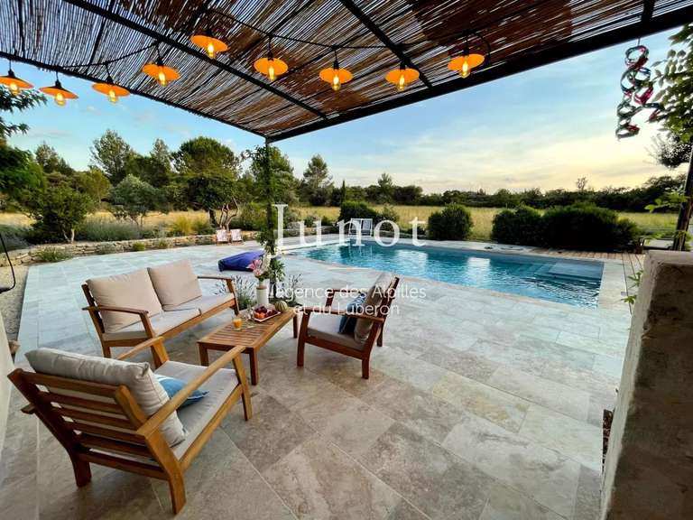 House Eygalières - 5 bedrooms - 11000m²