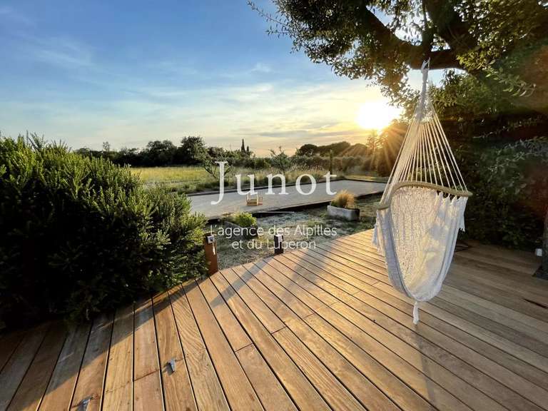 House Eygalières - 5 bedrooms - 11000m²