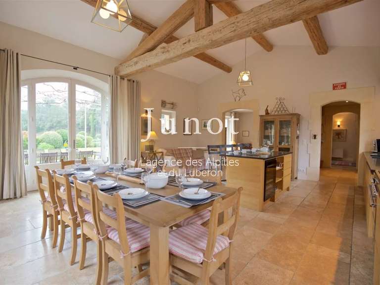 House Eygalières - 5 bedrooms - 10000m²