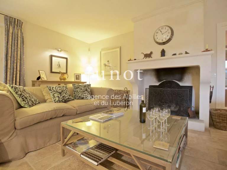 House Eygalières - 5 bedrooms - 10000m²