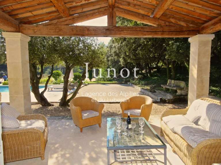 House Eygalières - 5 bedrooms - 10000m²
