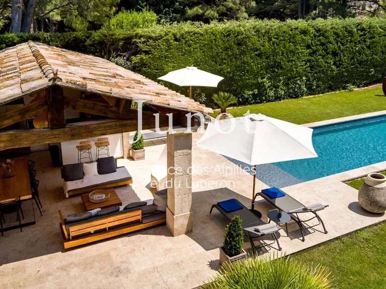 House Eygalières - 4 bedrooms - 1800m²