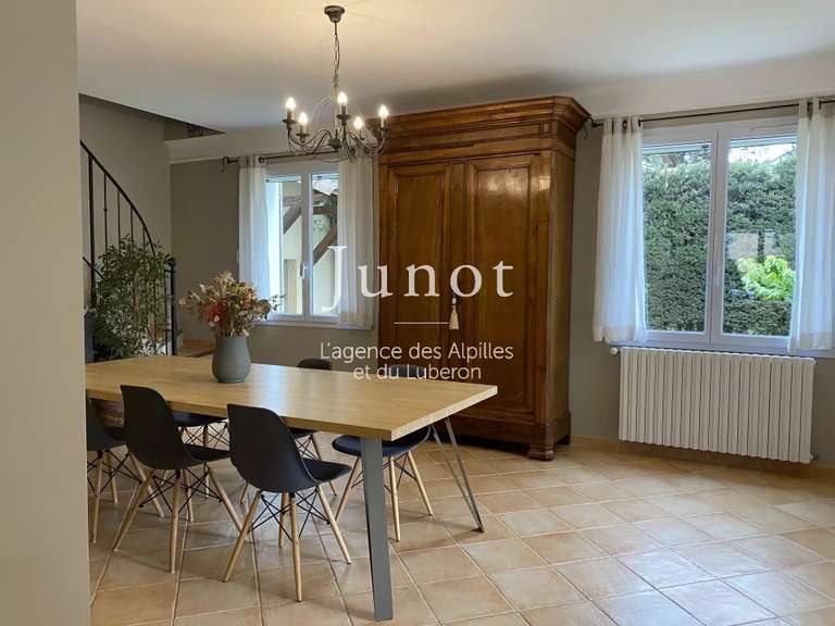 House Eygalières - 4 bedrooms - 1800m²