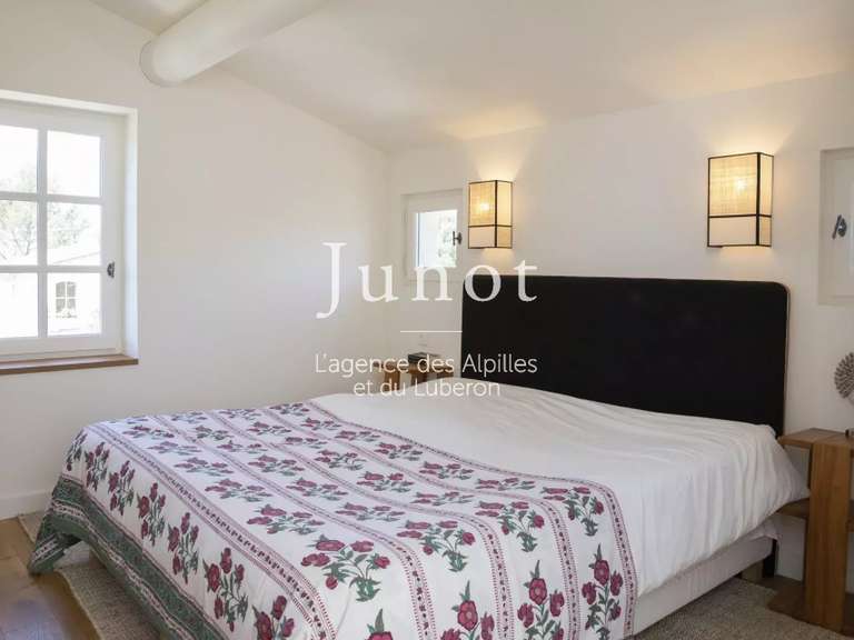 House Eygalières - 4 bedrooms - 215m²