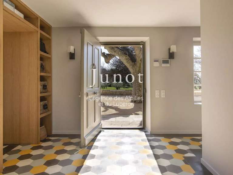 House Eygalières - 5 bedrooms - 600m²