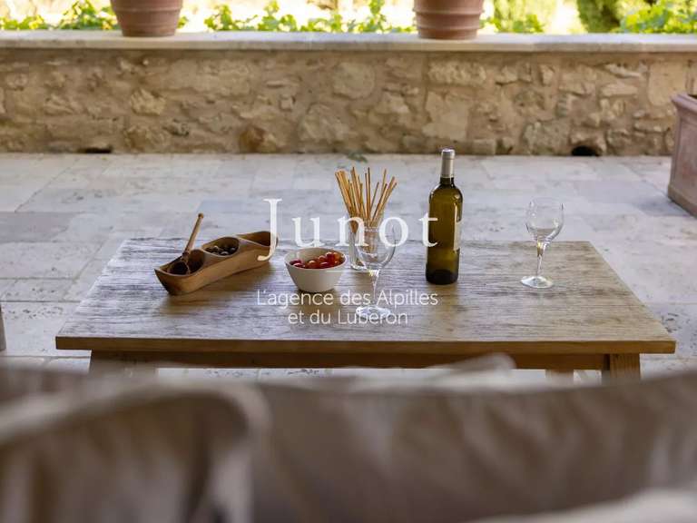 House Eygalières - 6 bedrooms - 50000m²