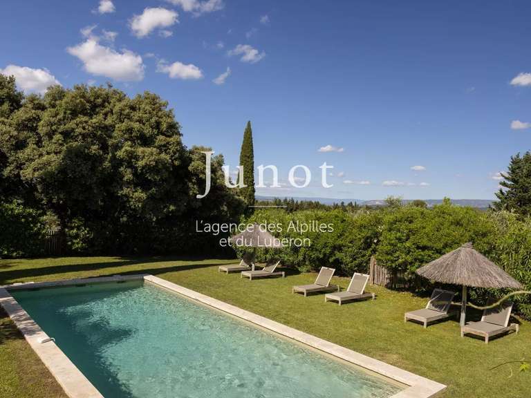 House Eygalières - 6 bedrooms - 50000m²