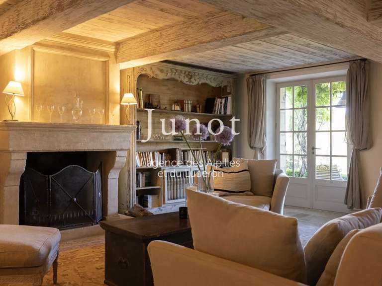 House Eygalières - 6 bedrooms - 50000m²